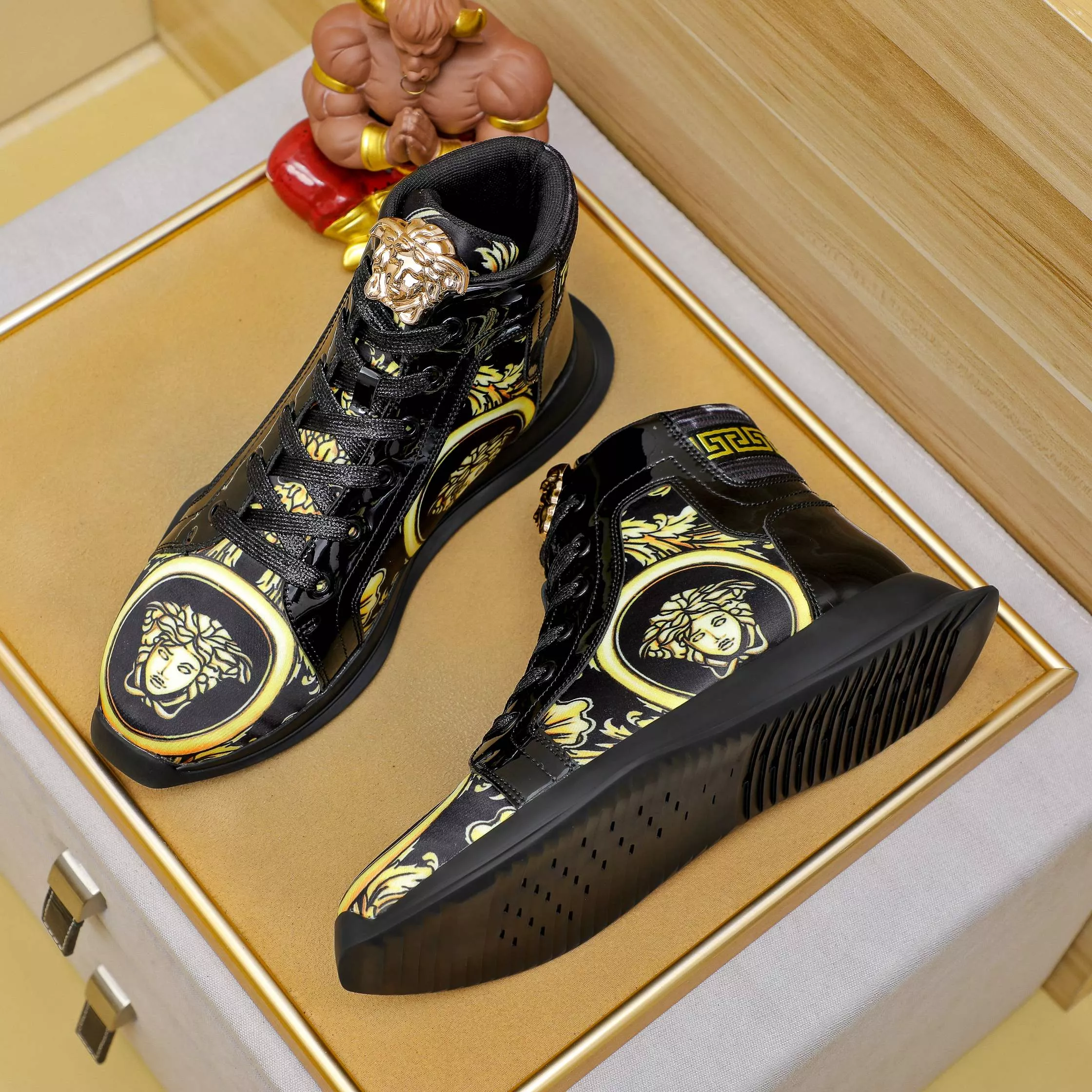 versace high tops chaussures pour homme s_12b52ba3